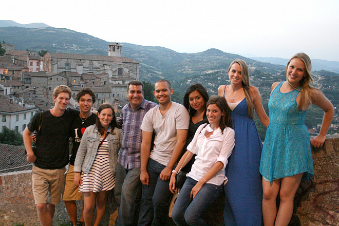 Dr. Peter Naccarato with students in Perugia, Italy