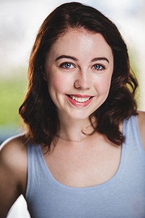 Lynnsey Lewis Headshot