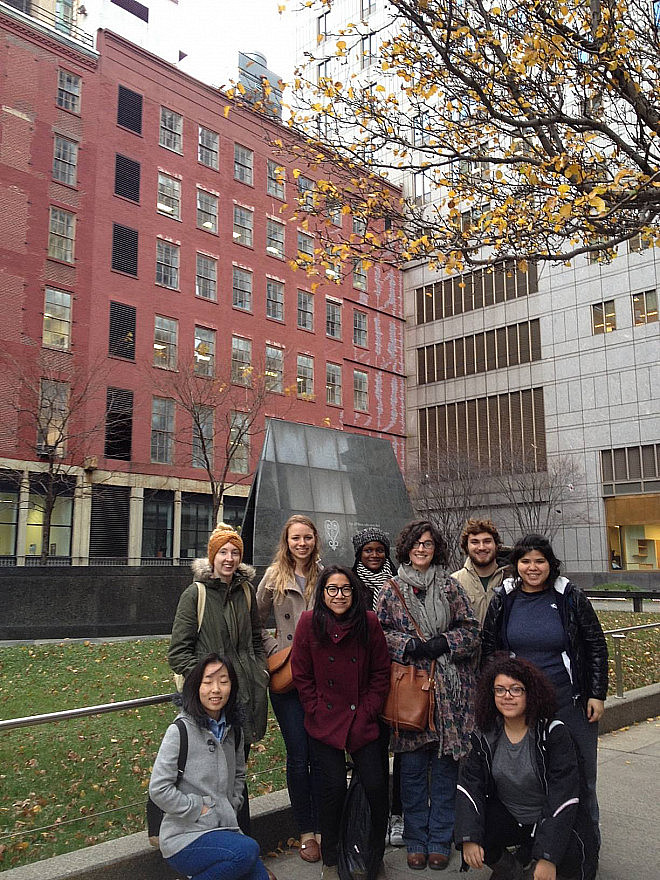 Students visit the African Burial Ground National Monument in lower Manhattan, Fall 2016.