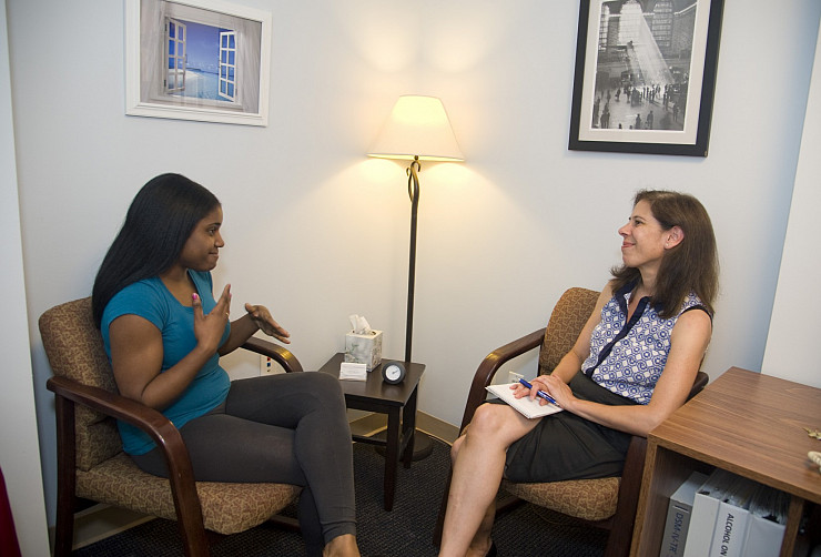 A student meets with Suzanne Sorrentino, LCSW, in the Counseling and Wellness Center