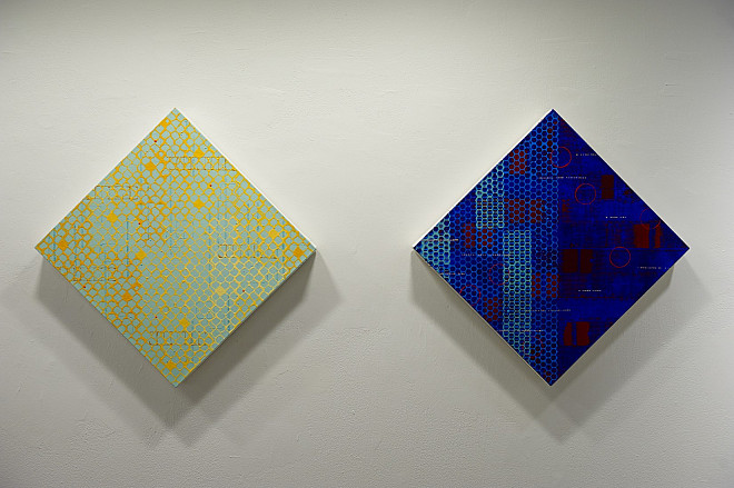 Annette Cords, Phasing (1:30) & (5:00), Pigment and acrylic on canvas, 34x34