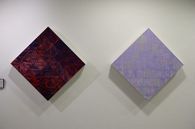 Annette Cords, Phasing (12:00) & (22:30), Pigment and acrylic on canvas, 34x34